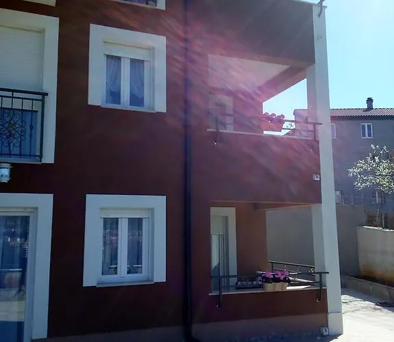 Апартаменти Duje Old Town *