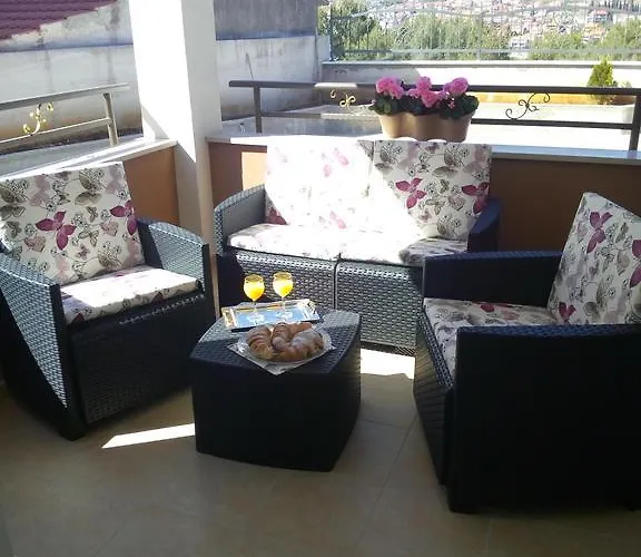 Duje Old Town * טרוגיר