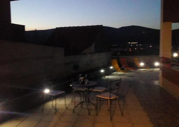 Duje Old Town * טרוגיר