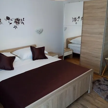 Lägenhet Duje Old Town