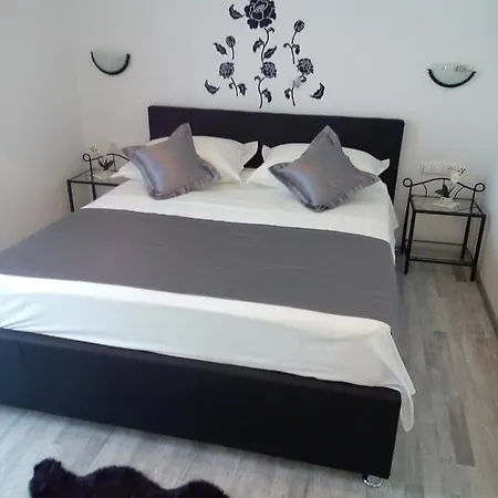 Lägenhet Duje Old Town *