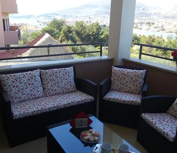 Duje Old Town Apartament *